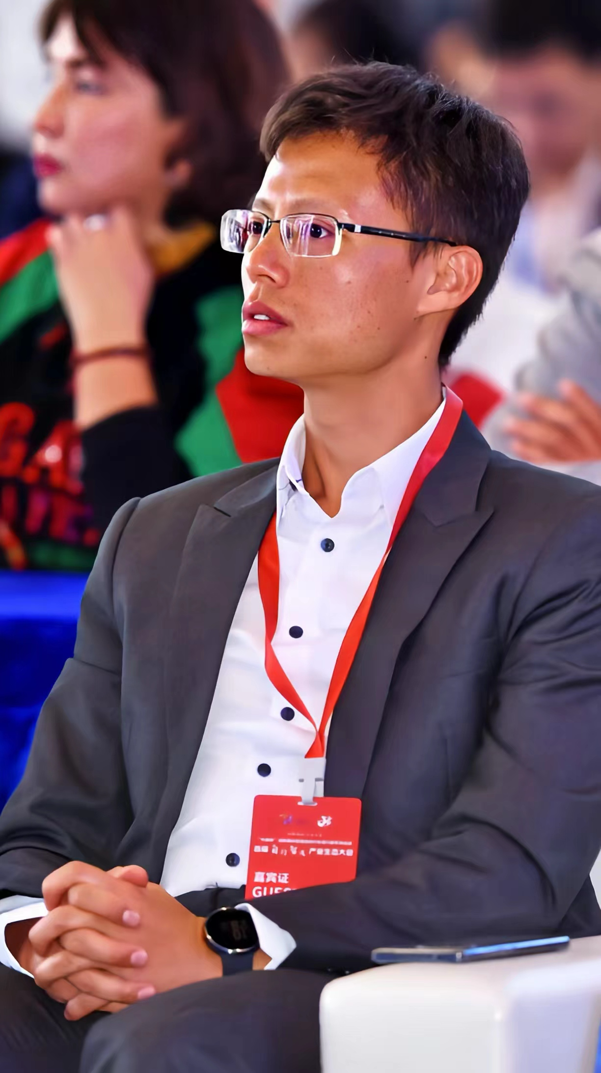 Staff_KehnWong_02